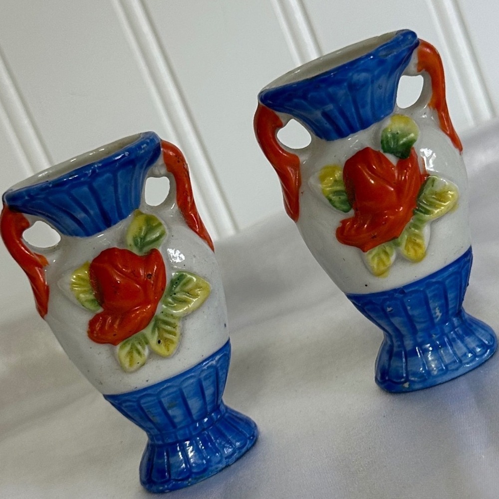 Unbranded Miniature Bud Vase Set Blue White Excellent Hand Painted Rose Japan